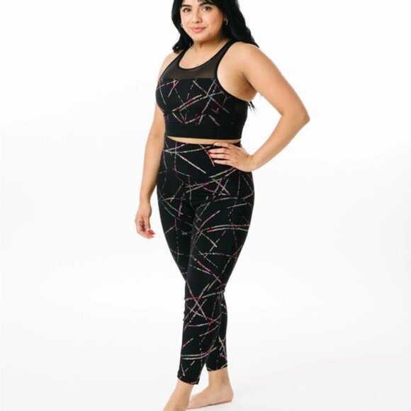 Zyia High Rise Abstract Metallic 7/8 Legging 6-8 - Picture 3 of 10